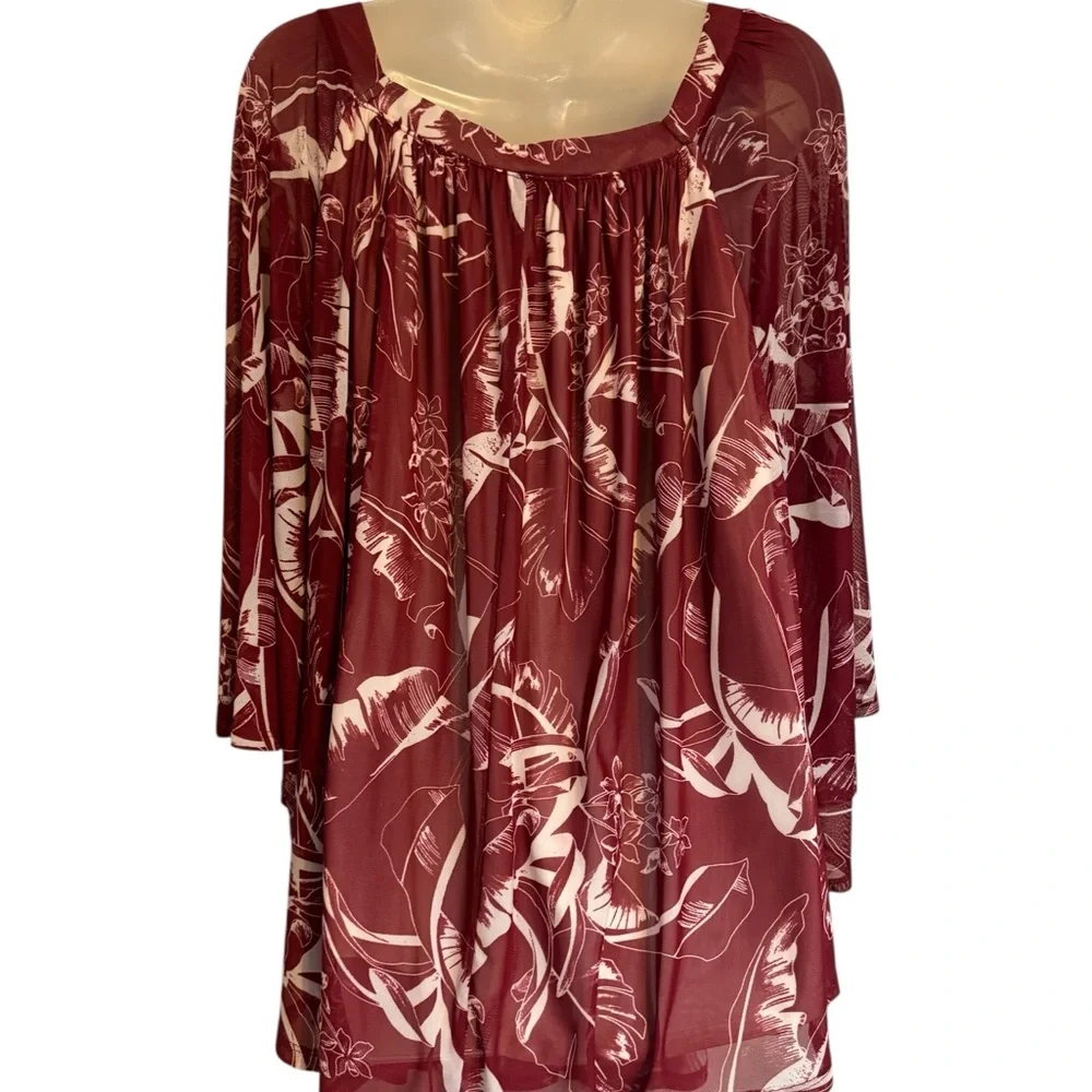 Lane Bryant Maroon / White Bat Wing Top   PLUS:  26/28 - Picture 5 of 8